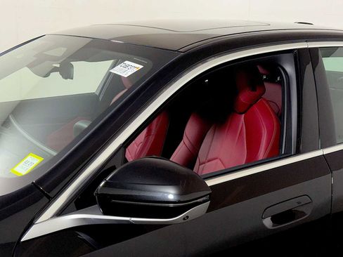 Used 2026 BMW 530i xDrive w/ Premium Package image 30