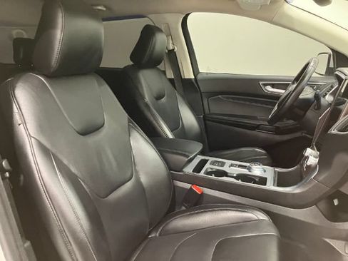 Used 2021 Ford Edge Titanium AWD/4WD image 22