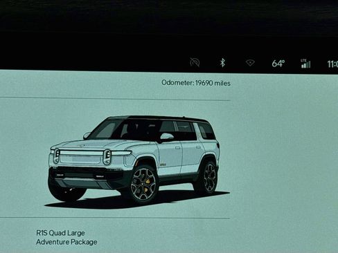 Used 2024 Rivian R1S Adventure AWD/4WD image 21
