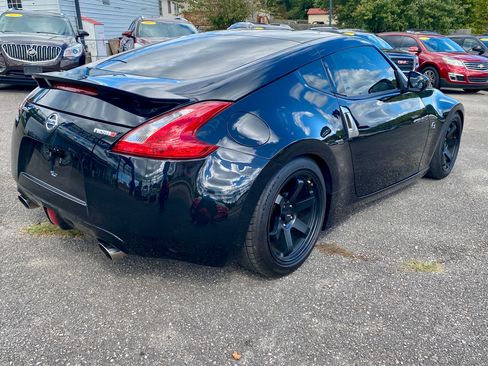 Used 2016 Nissan 370Z Touring w/ Aerodynamics Package image 7