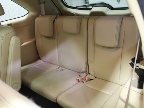 Used 2014 Toyota Highlander Limited Platinum image 23