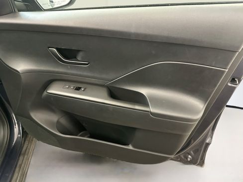 Used 2025 Hyundai Kona SEL AWD/4WD image 33