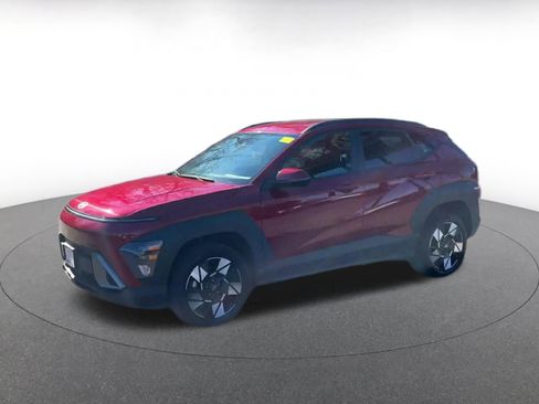 Used 2025 Hyundai Kona SEL image 7