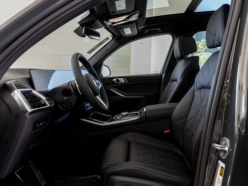 New 2026 BMW X5 xDrive40i w/ M Sport Package image 14