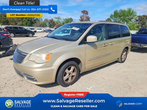 Used 2011 Chrysler Town & Country Touring FWD image 1