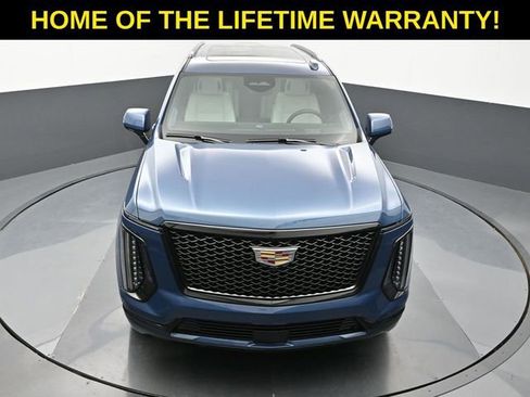 Used 2025 Cadillac Escalade Sport Platinum w/ LPO, Floor Liner Package image 83