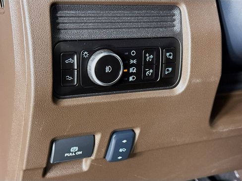 Used 2025 Ford F350 King Ranch image 11