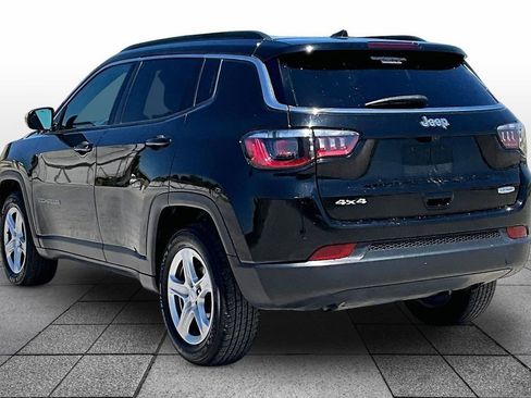 Used 2024 Jeep Compass Latitude w/ Altitude Special Edition AWD/4WD image 10