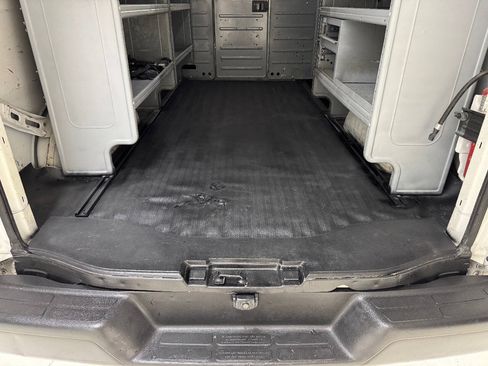 Used 2016 Chevrolet Express 2500 RWD image 80