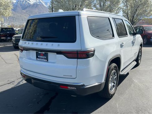 Used 2022 Jeep Wagoneer Series I image 8