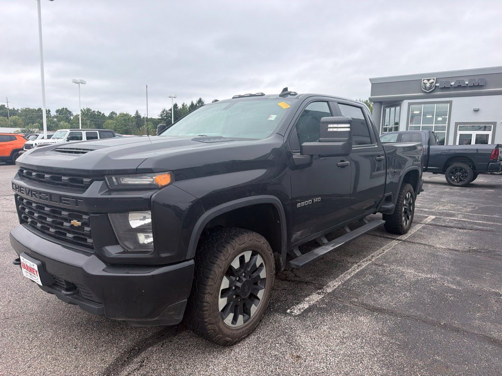 Used 2020 Chevrolet Silverado 2500 Custom w/ Custom Value Package AWD/4WD image 3