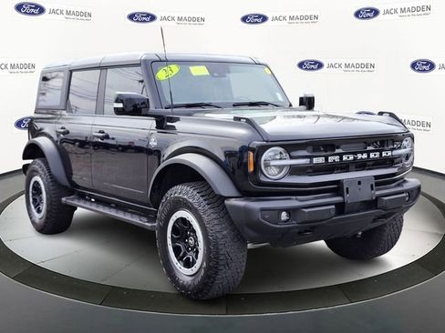 Certified 2023 Ford Bronco Outer Banks w/ Sasquatch Package image 7