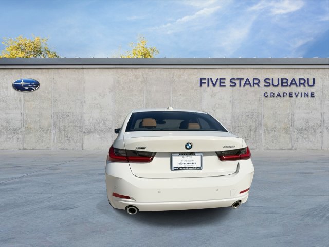 Used 2025 BMW 330i xDrive Sedan w/ Premium Package AWD/4WD image 7