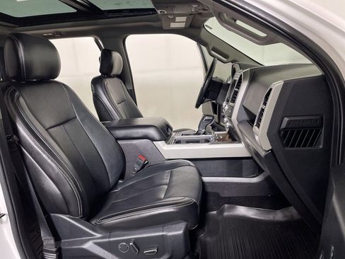 Used 2018 Ford F150 Lariat w/ Equipment Group 502A Luxury image 23