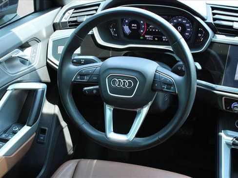 Used 2021 Audi Q3 2.0T Premium w/ Convenience Package AWD/4WD image 25