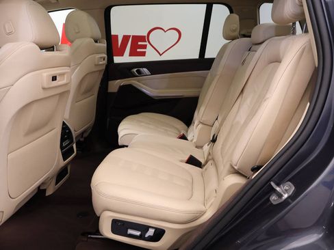 Used 2019 BMW X7 xDrive40i AWD/4WD image 14
