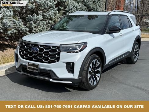 Used 2025 Ford Explorer Platinum w/ LUX Leather Package image 3