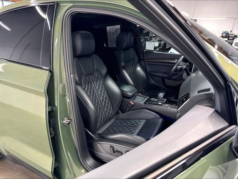 Used 2024 Audi SQ5 Prestige w/ Prestige Package AWD/4WD image 10