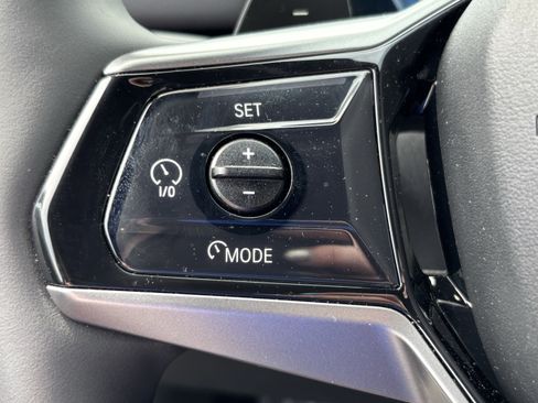 Used 2025 BMW 530i image 18