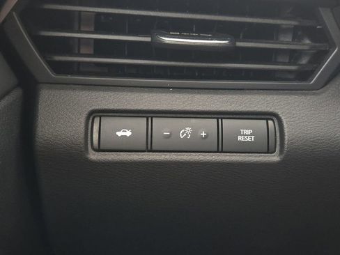 Used 2025 Nissan Altima 2.5 SV image 23