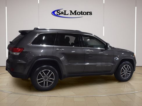 Used 2021 Jeep Grand Cherokee Limited w/ Trailer Tow Group IV AWD/4WD image 8