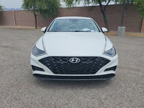 Used 2021 Hyundai Sonata SEL w/ Preferred Accessory Package FWD image 2