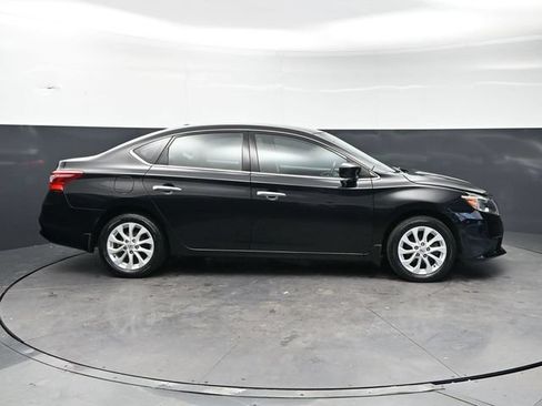 Used 2019 Nissan Sentra SV FWD image 4