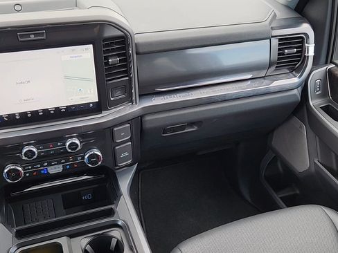 Used 2026 Ford F250 Lariat AWD/4WD image 6