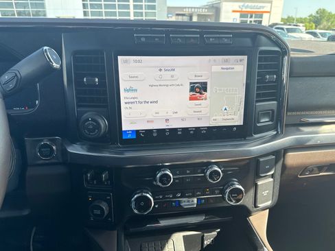 Used 2024 Ford F250 King Ranch w/ FX4 Off-Road Package AWD/4WD image 12
