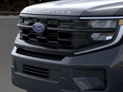 New 2026 Ford Expedition Max Active image 17