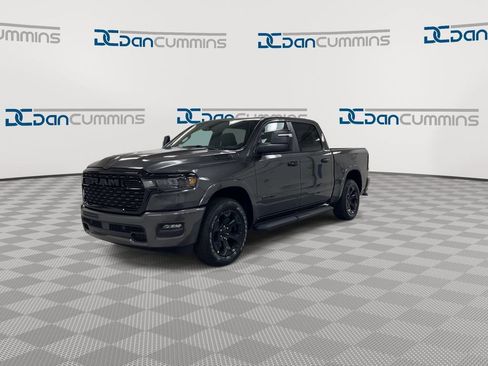Used 2025 RAM 1500 Big Horn AWD/4WD image 4