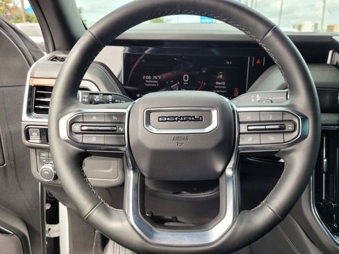 Used 2025 GMC Yukon XL Denali w/ Sun & Power Step Package AWD/4WD image 34