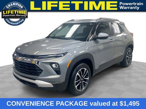 Certified 2024 Chevrolet TrailBlazer LT w/ Convenience Package image 1