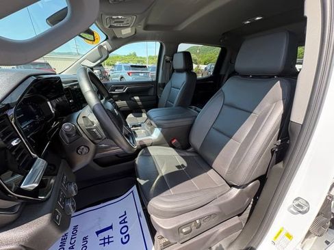 Used 2024 Chevrolet Silverado 1500 LTZ w/ LTZ Convenience Package II AWD/4WD image 29