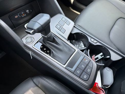 New 2026 Kia Sportage EX FWD image 15