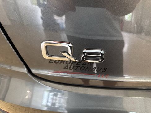 Used 2019 Audi Q8 Premium Plus AWD/4WD image 39