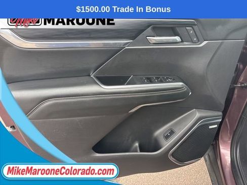 Used 2025 GMC Acadia Elevation AWD/4WD image 13