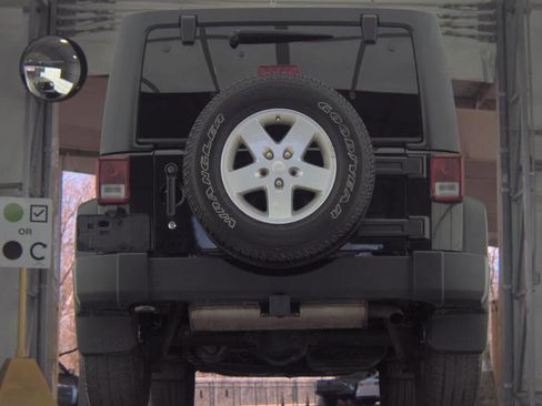 Used 2017 Jeep Wrangler Unlimited Sport w/ Quick Order Package 24S image 8