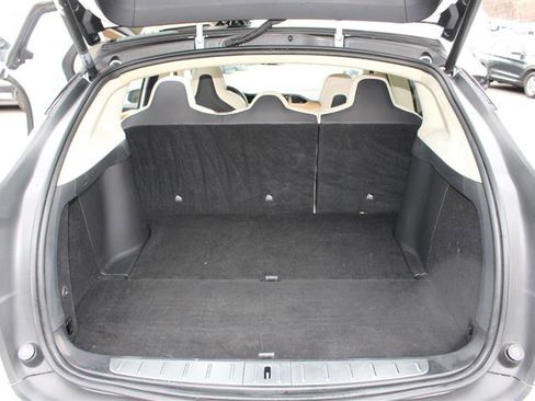 Used 2019 Tesla Model X 100D image 22