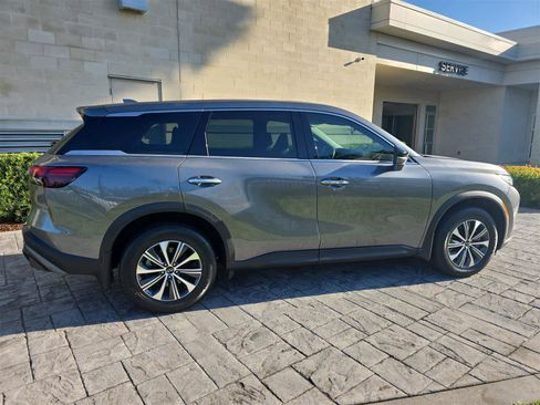 Certified 2024 INFINITI QX60 Pure w/ Cargo Package image 2