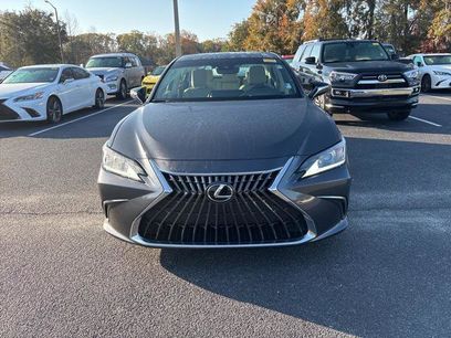 Certified 2025 Lexus ES 350 w/ Premium Package