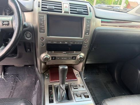 Used 2014 Lexus GX 460 Luxury AWD/4WD image 35