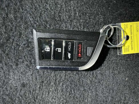 Used 2023 Acura MDX SH-AWD w/ Technology Package image 20