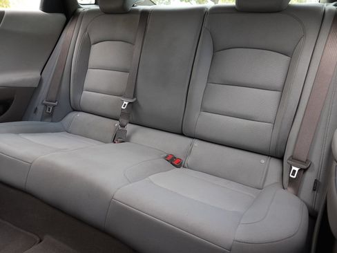 Used 2020 Chevrolet Malibu LS w/ Driver Confidence Package II FWD image 13