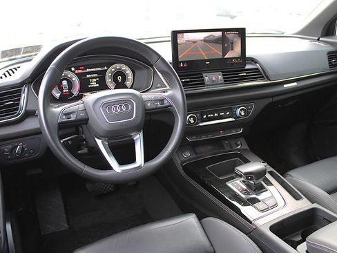 Used 2022 Audi Q5 2.0T Premium Plus AWD/4WD image 4