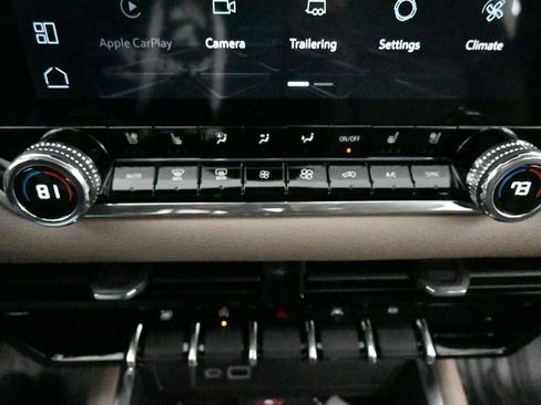 New 2026 GMC Canyon Denali AWD/4WD image 13