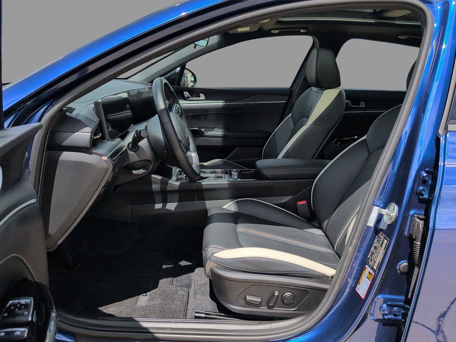 Used 2025 Kia K5 GT-Line w/ GT-Line Premium Package FWD image 19