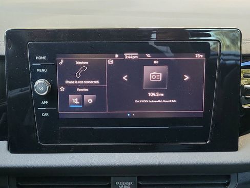 Used 2025 Volkswagen Jetta S image 28