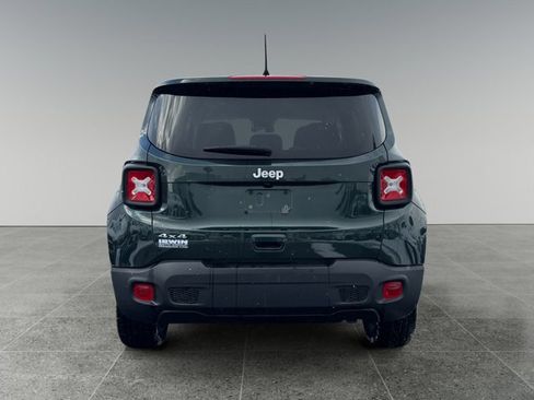 Used 2021 Jeep Renegade Sport image 4