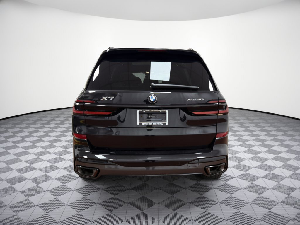 Used 2026 BMW X7 xDrive40i w/ M Sport Package AWD/4WD image 11